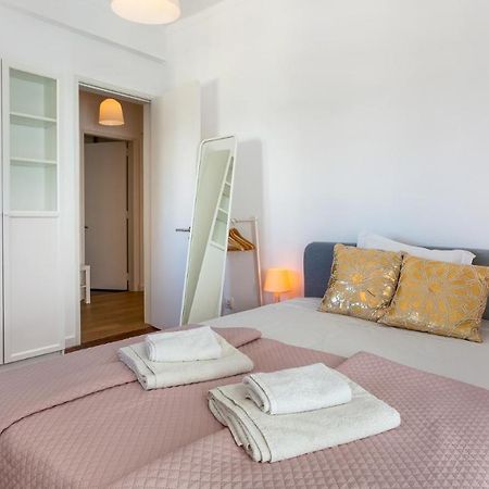 Faro Getaway W/ Big Balcony By Lovelystay Luaran gambar