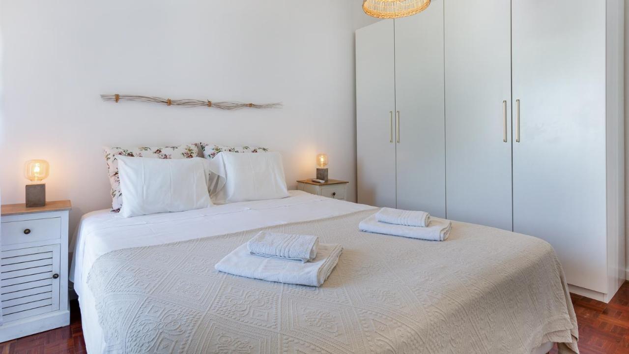 Faro Getaway W/ Big Balcony By Lovelystay Luaran gambar